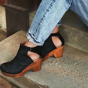 Free People Amber Orchard Clog Black Sz 37.5